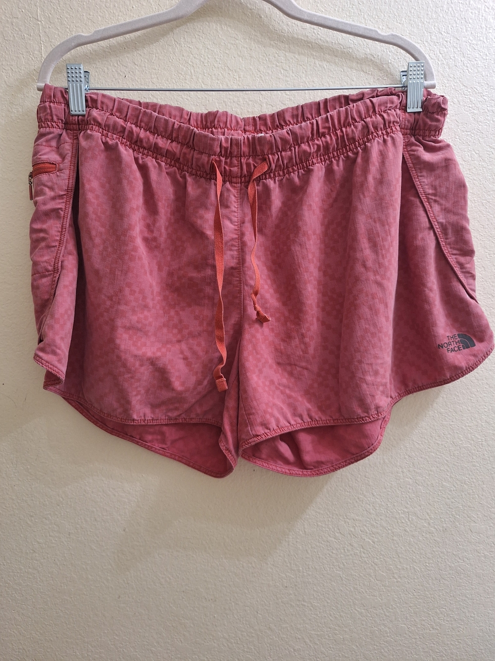 The North Face Women's Class V 4" Shorts "Sunbaked Red Chevron", XL